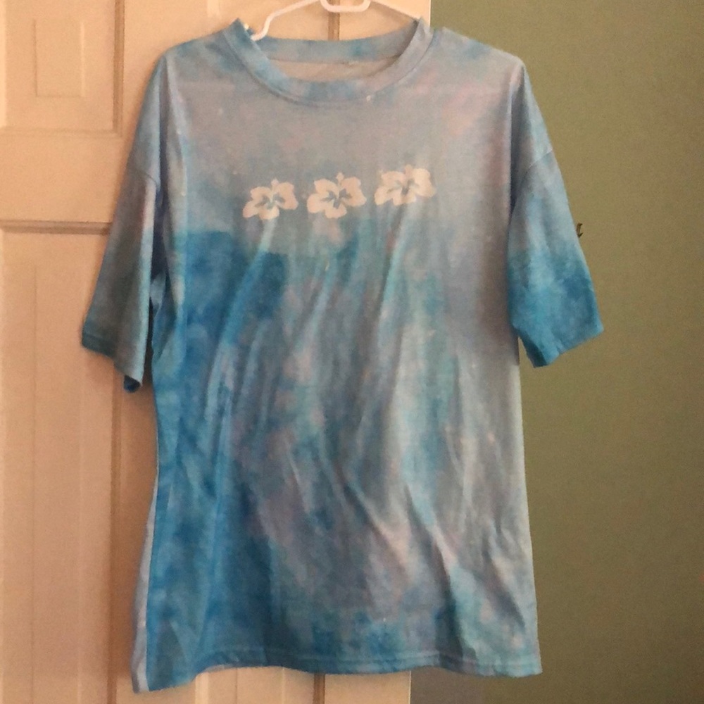 Blue tie dye. Size medium